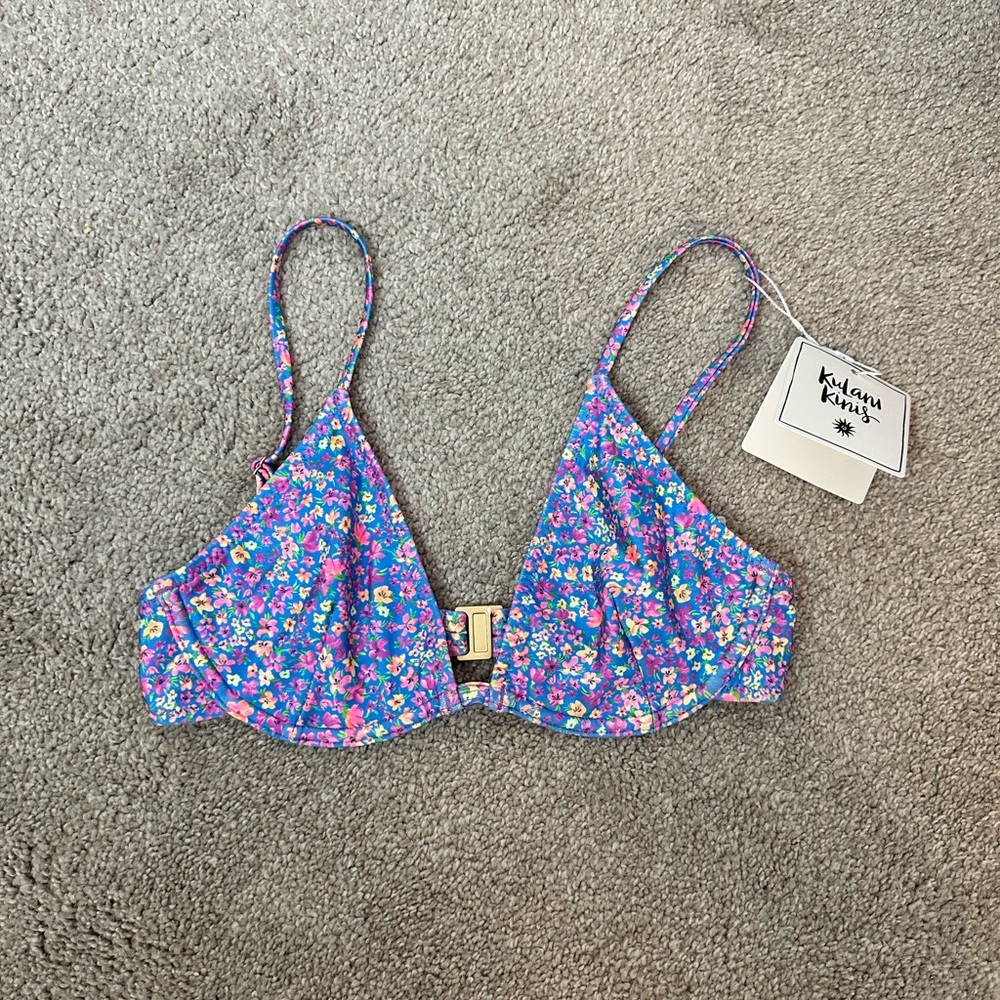 Kulani Kinis Bubblegum Blossom Bikini Top